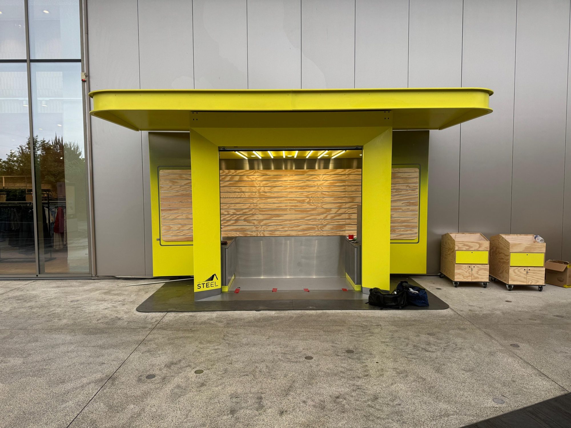 Kiosque Steel pour Apsys à Saint-Étienne