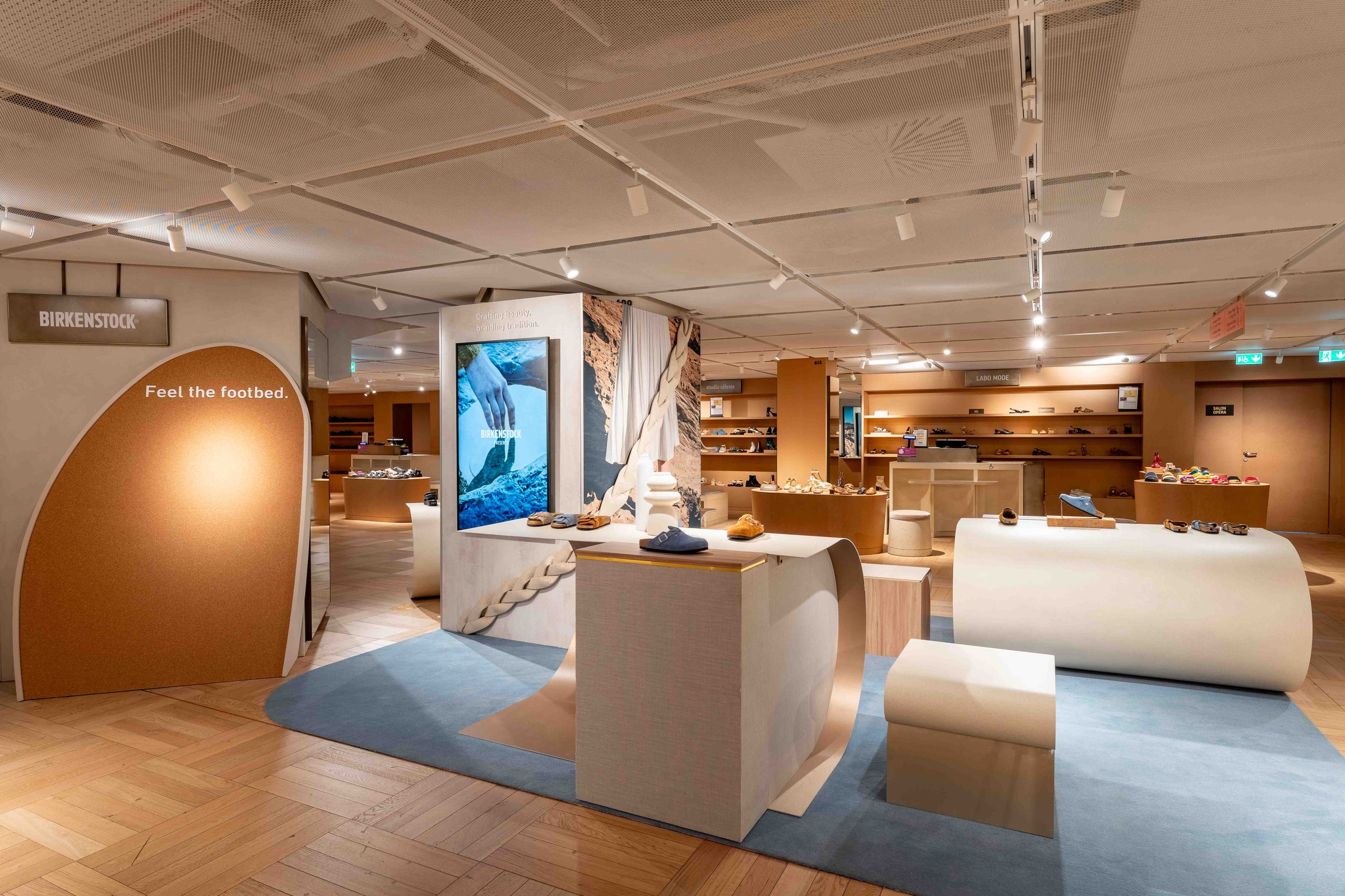 Birkenstock corner at Galeries Lafayette Haussmann, overall view of the rounded furniture